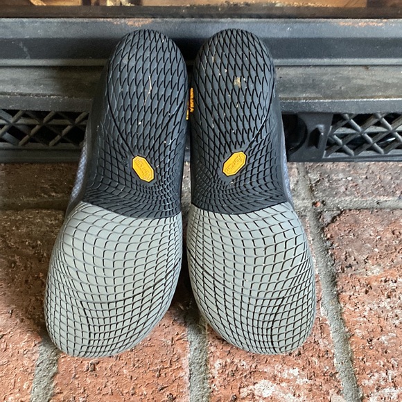 Merrell Women's Vapor Glove Barefoot Running Shoes Black/Silver EUC! SZ 7.5 38 - Picture 5 of 6